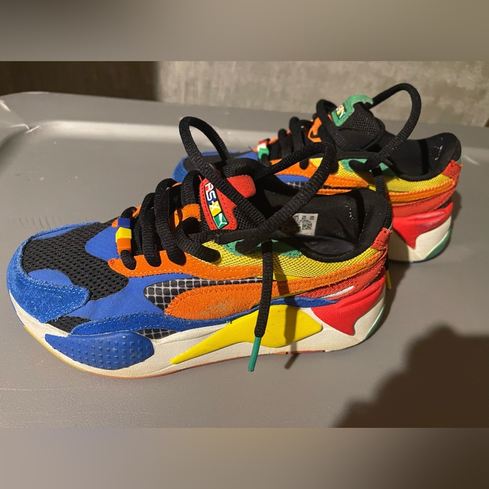 Worn Puma cubix